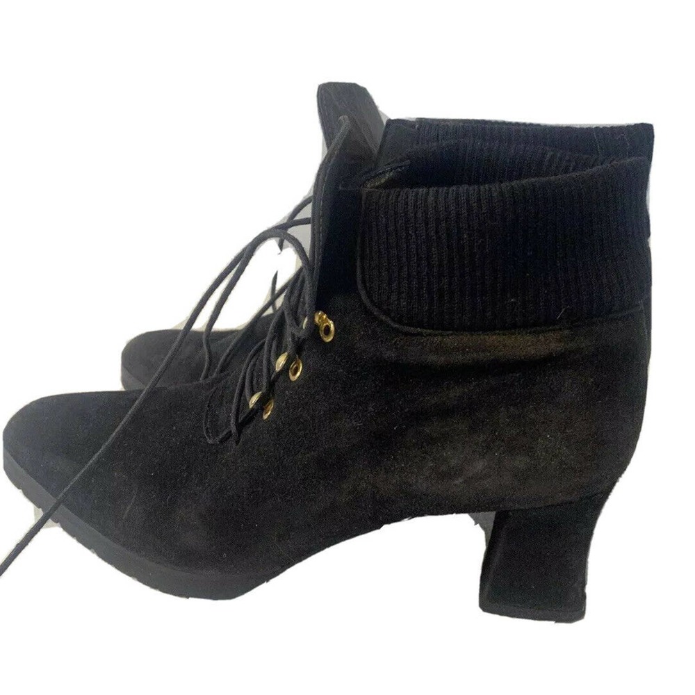 Oval Room womens black suede booties Lace Up Heels size 7B. 1G
